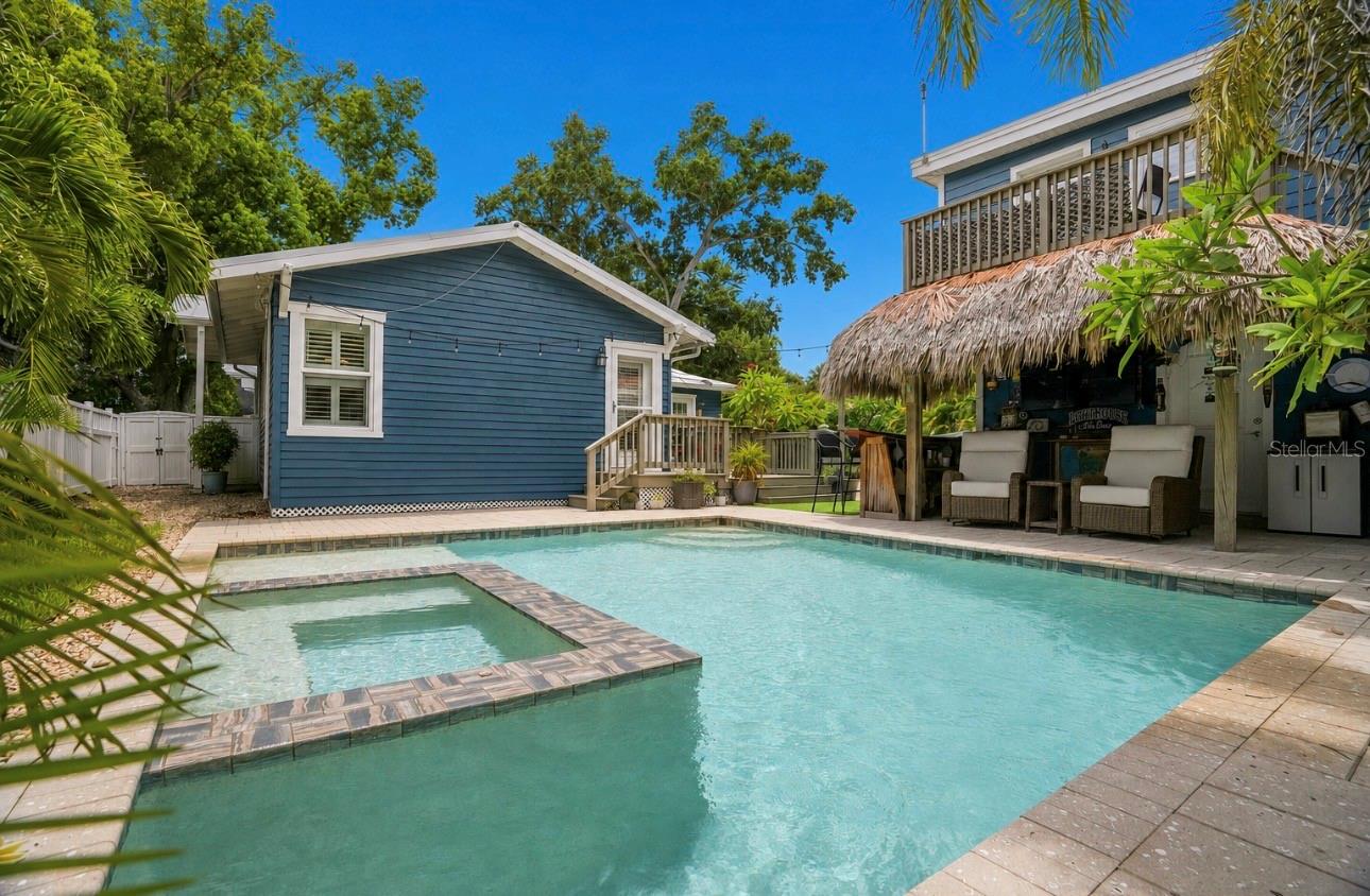 636 Wilkie St, Dunedin, FL 34698 photo
