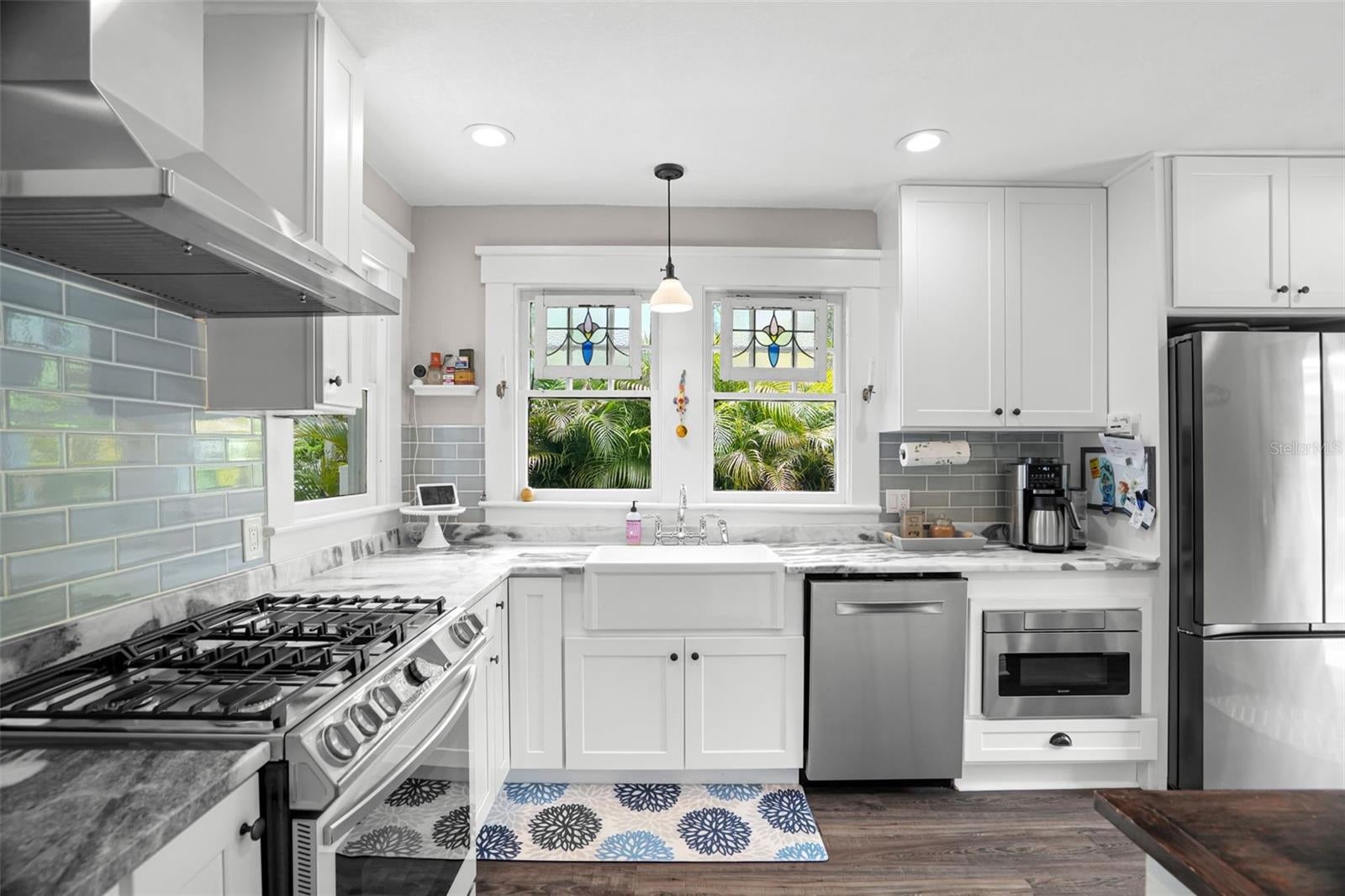 636 Wilkie St, Dunedin, FL 34698 photo