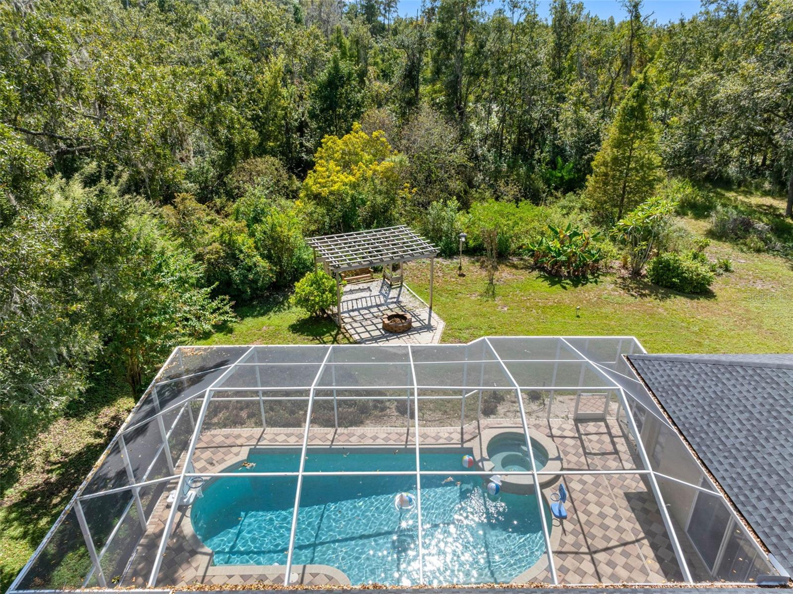 121 Myrtle Ridge Rd, Lutz, FL 33549 photo