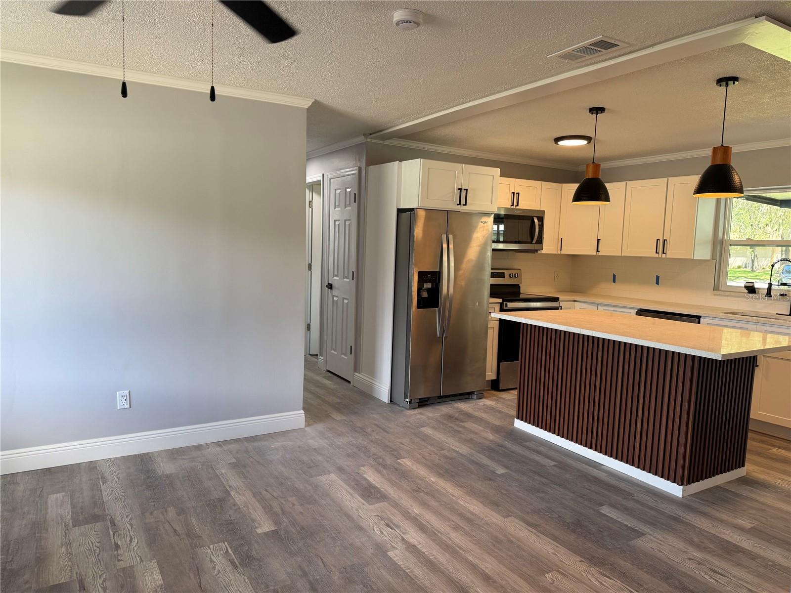 1000 E Dixie Ave, Leesburg, FL 34748 photo