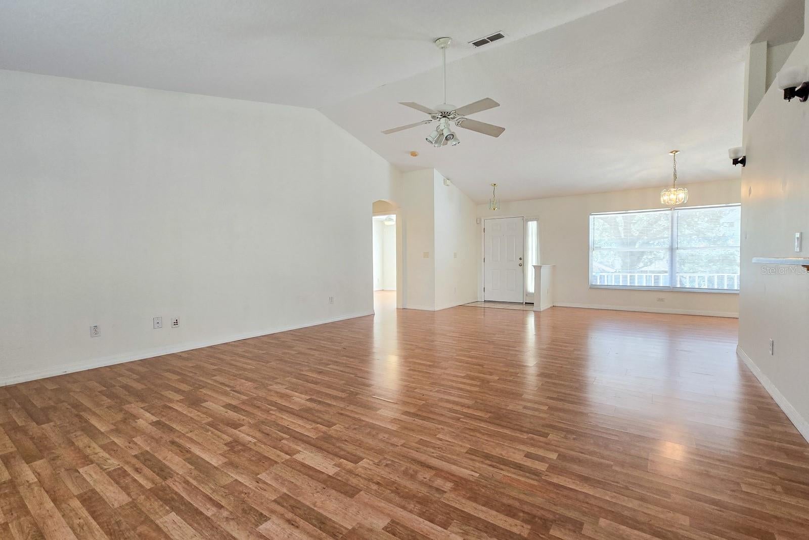 10417 Lake Hasson Cir, Clermont, FL 34711 photo