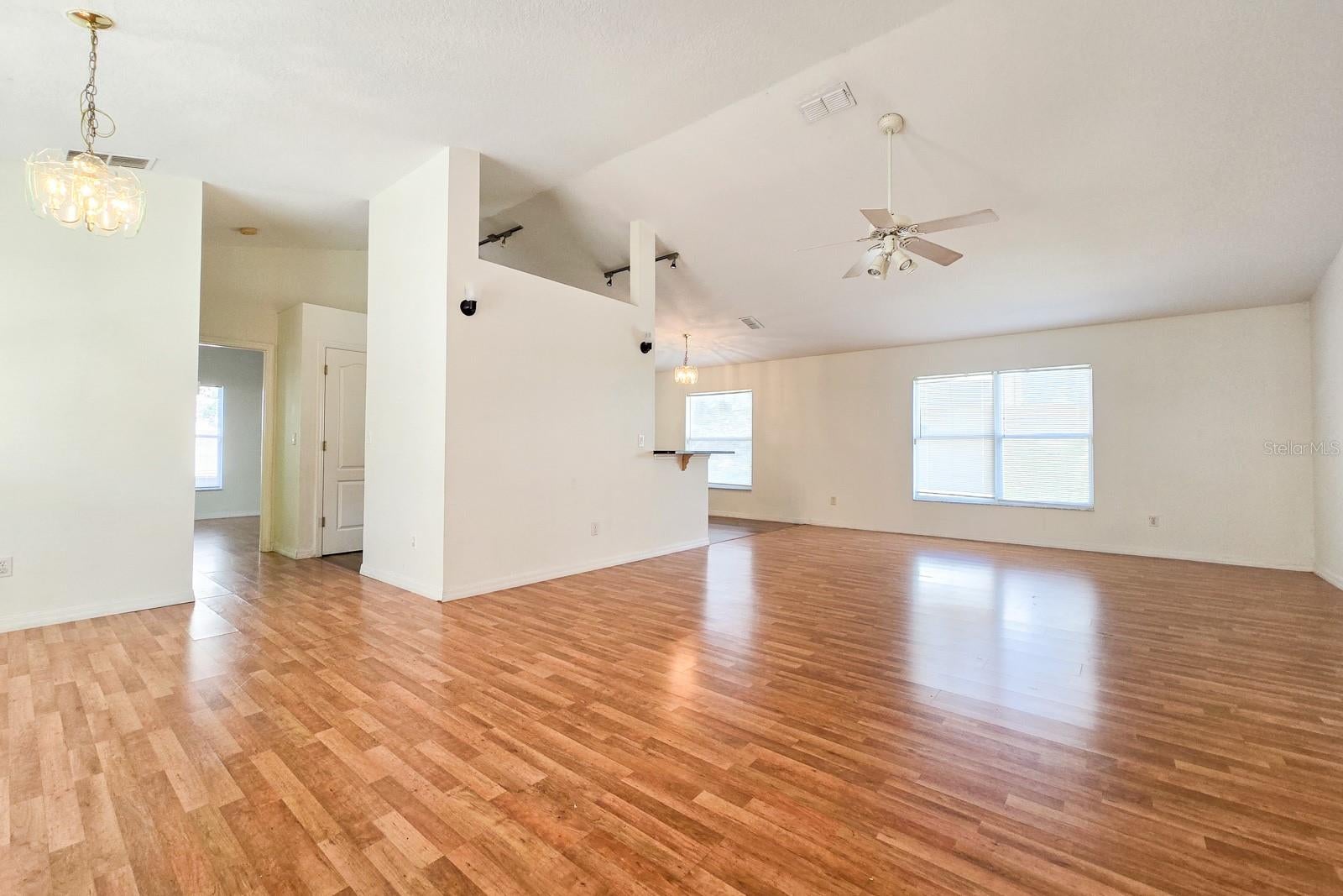 10417 Lake Hasson Cir, Clermont, FL 34711 photo