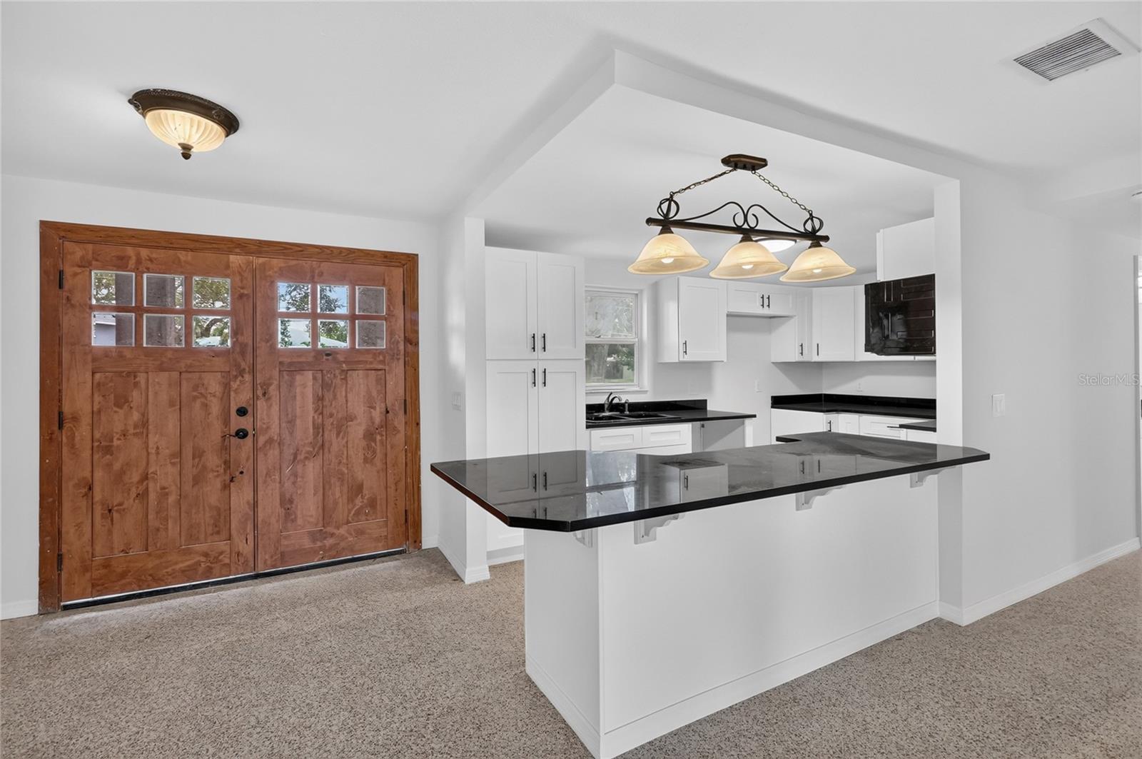 120 81 Ave, Saint Petersburg, FL 33702 photo