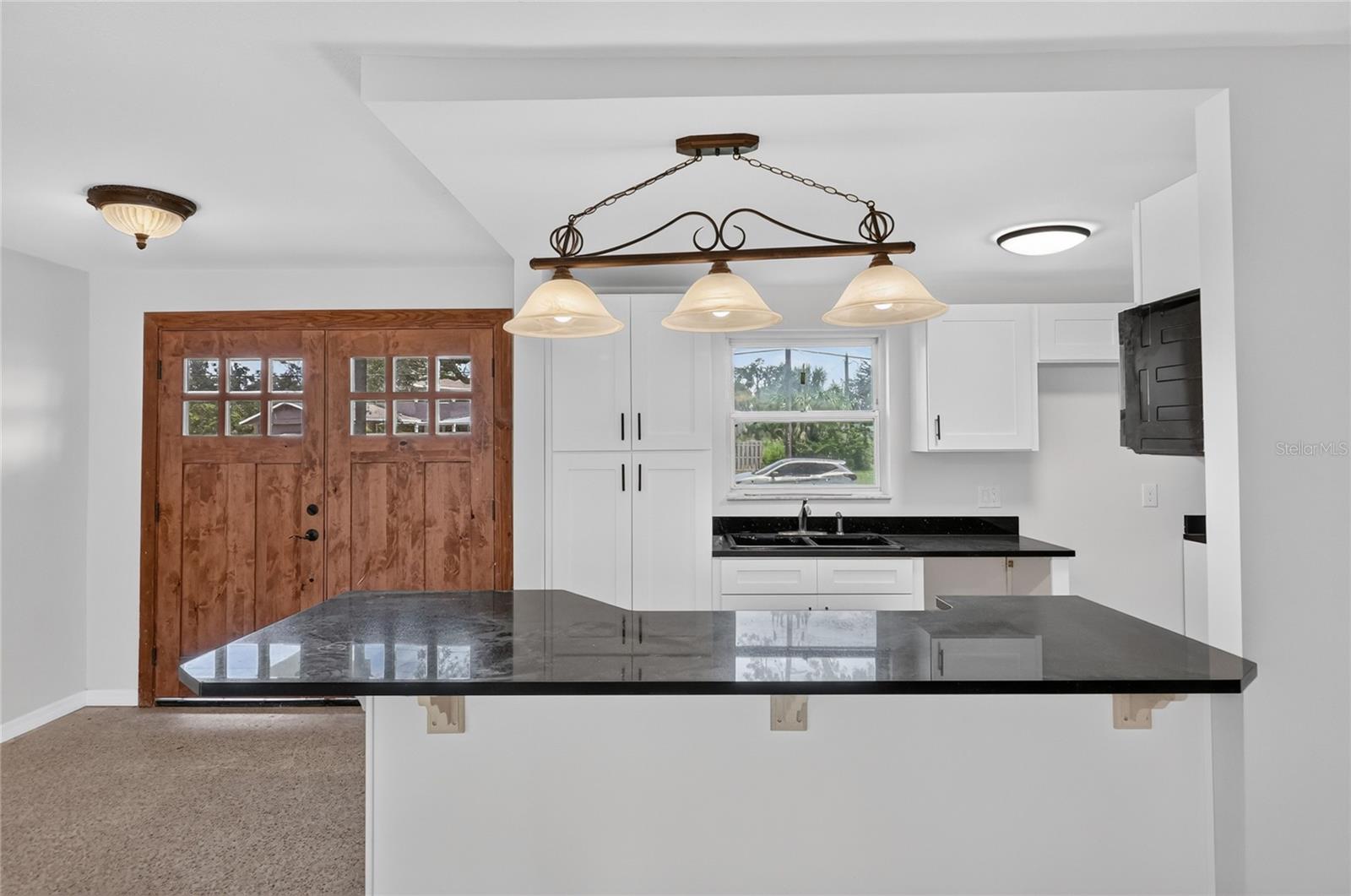 120 81 Ave, Saint Petersburg, FL 33702 photo