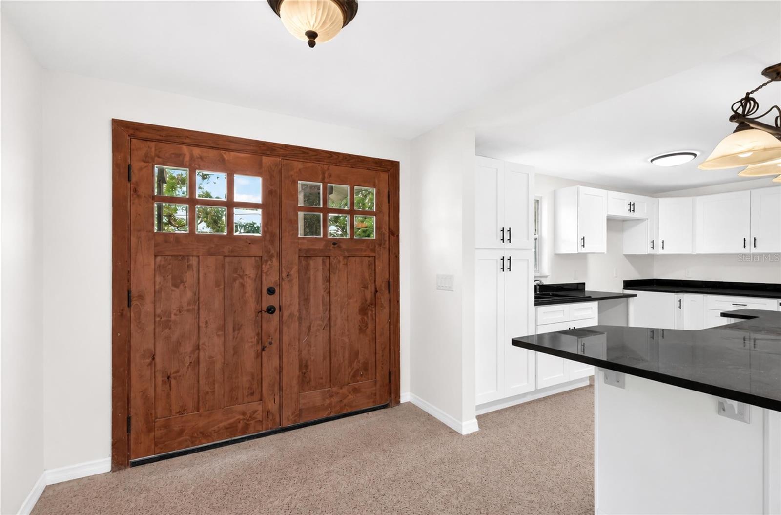 120 81 Ave, Saint Petersburg, FL 33702 photo