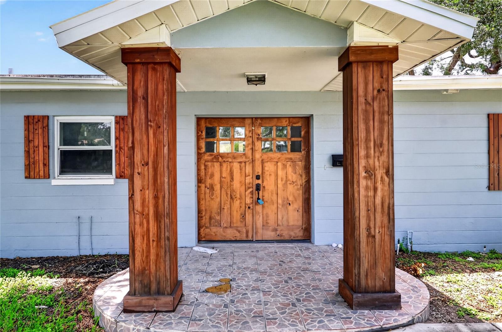 120 81 Ave, Saint Petersburg, FL 33702 photo