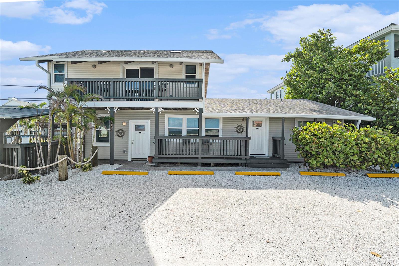 8425 W Gulf Blvd, Treasure Island, FL 33706 photo