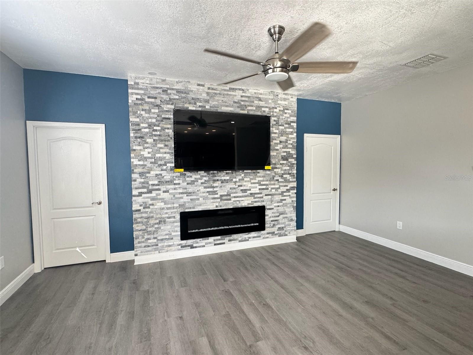3803 Blue Dasher Dr, Kissimmee, FL 34744 photo