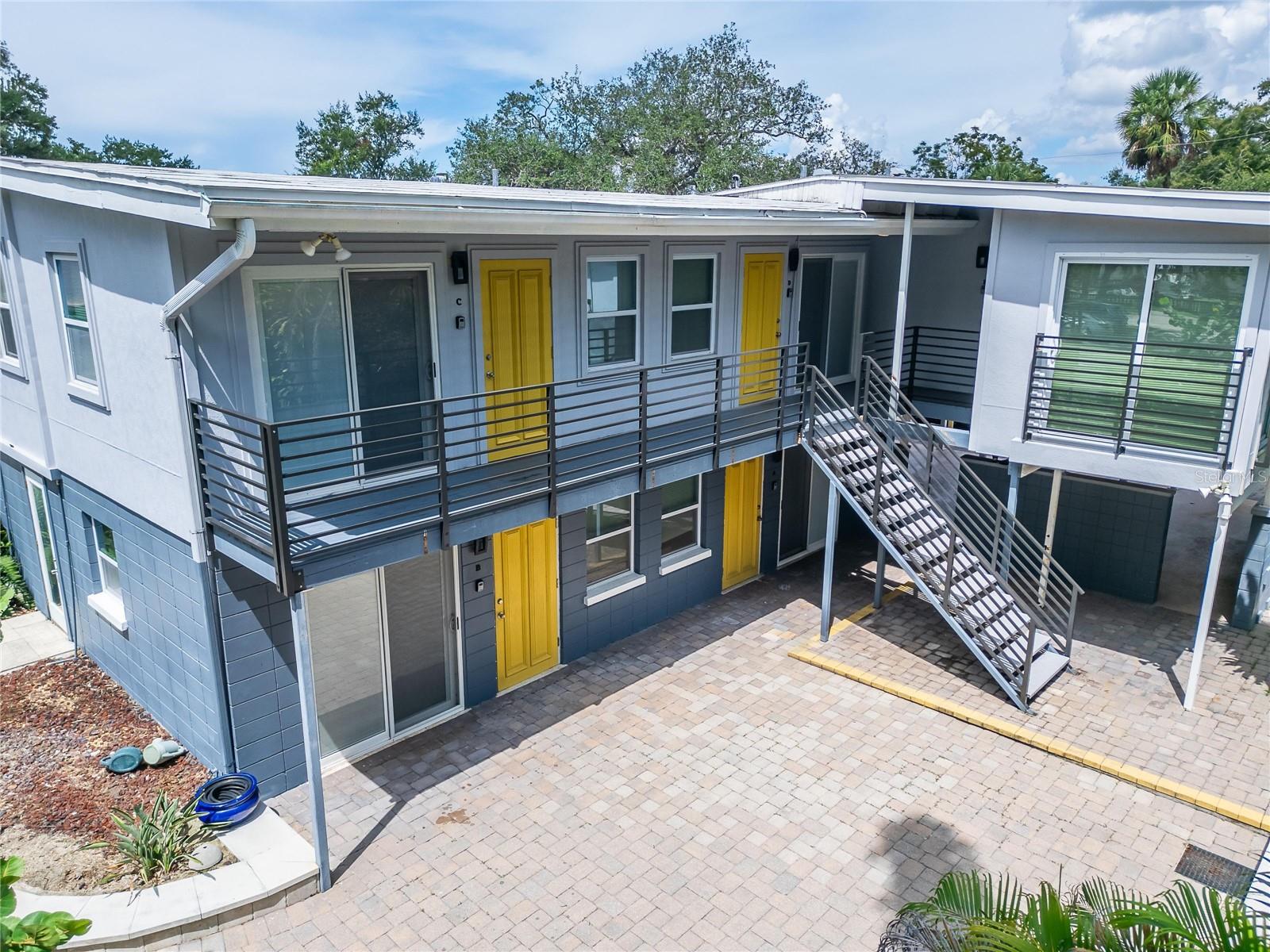 1236 13 St, Sarasota, FL 34236 photo