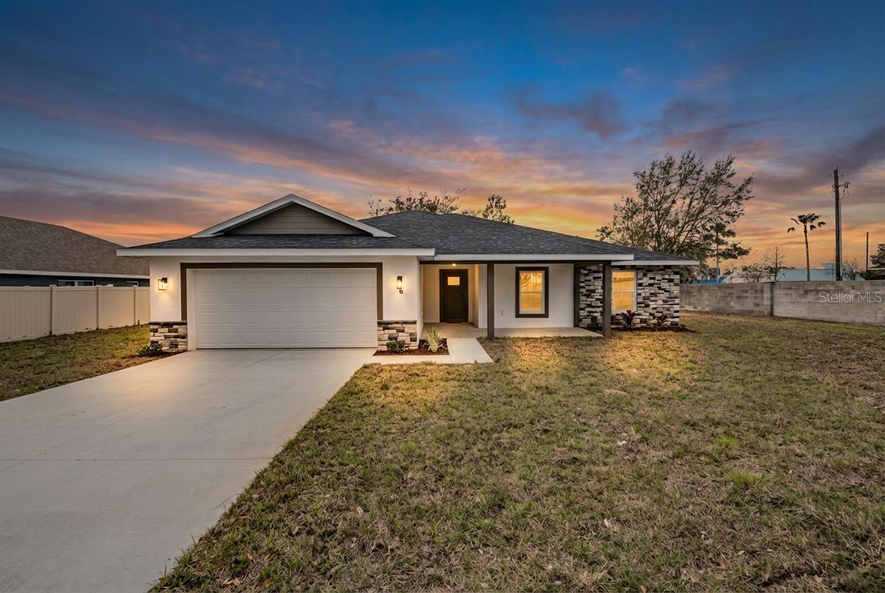 38086 Countryside Pl, Dade City, FL 33525