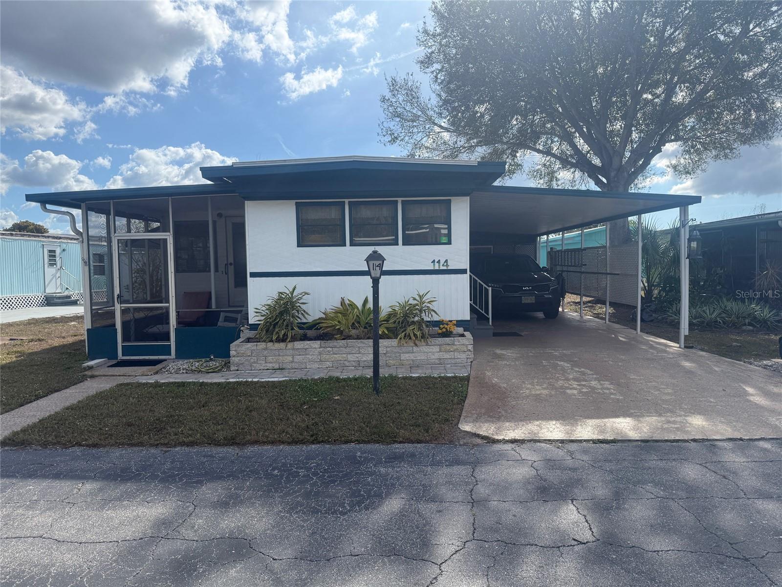 420 49 St, Palmetto, FL 34221