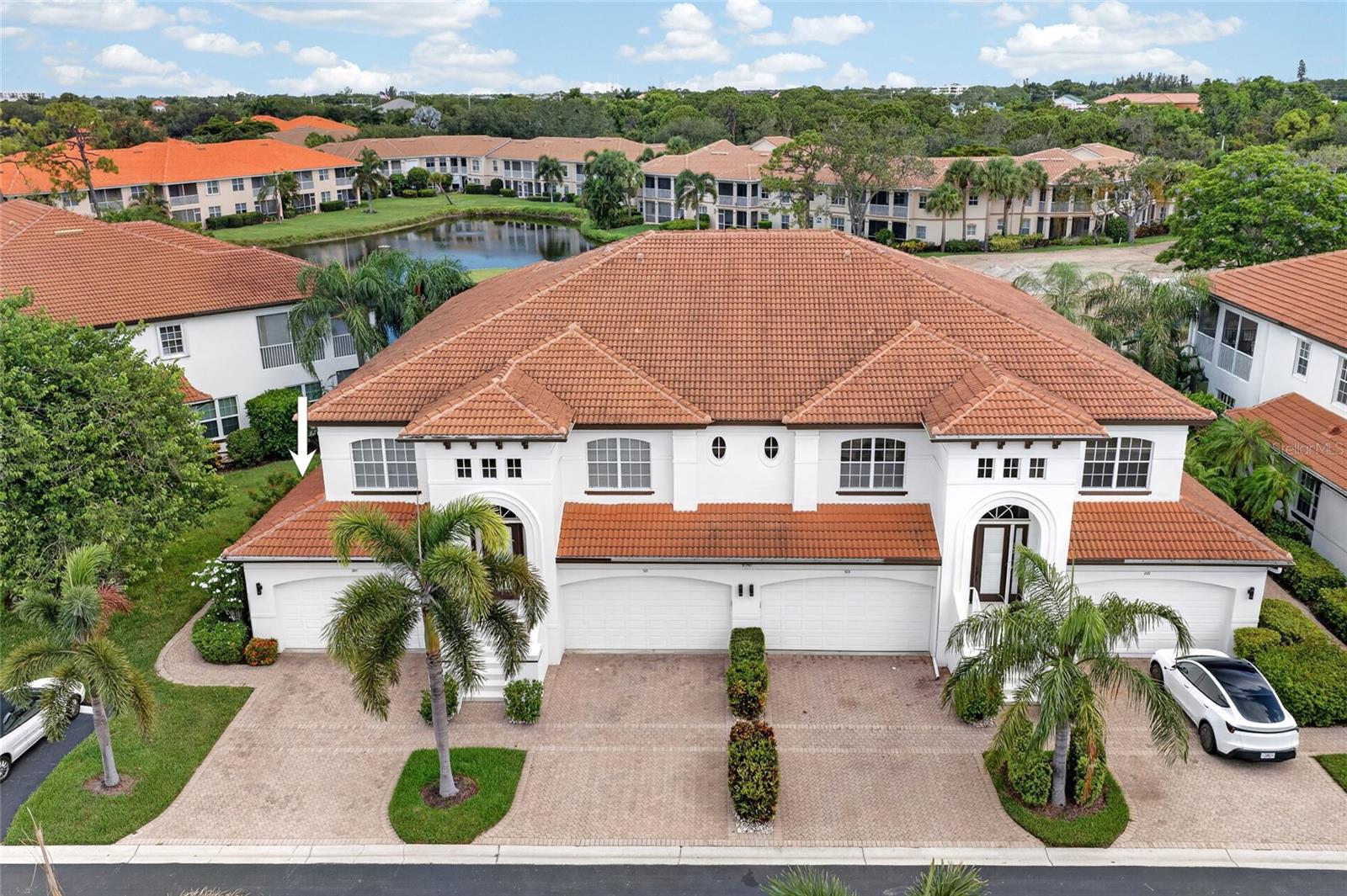 9141 Los Lagos Ct, Bonita Springs, FL 34135