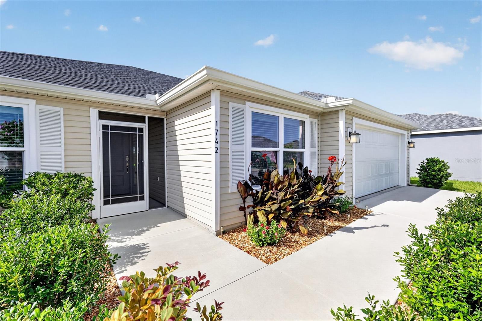 1742 James Gray St, The Villages, FL 34762 photo