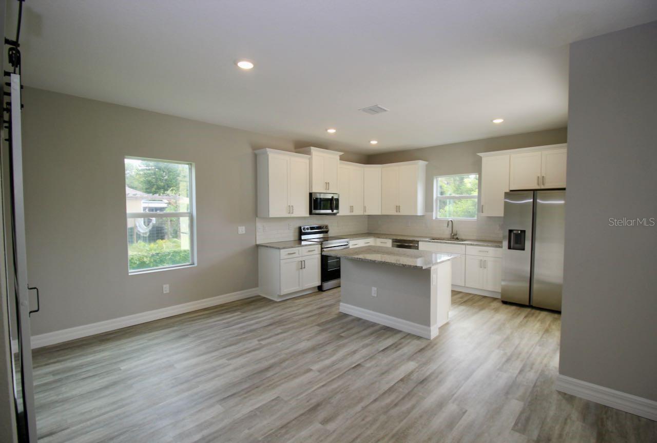 4175 Polynesia Rd, North Port, FL 34288 photo