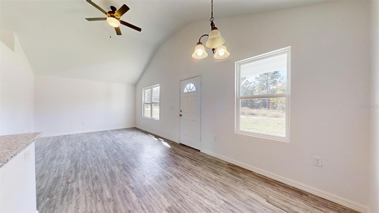 13739 SW 111 Ln, Dunnellon, FL 34432 photo