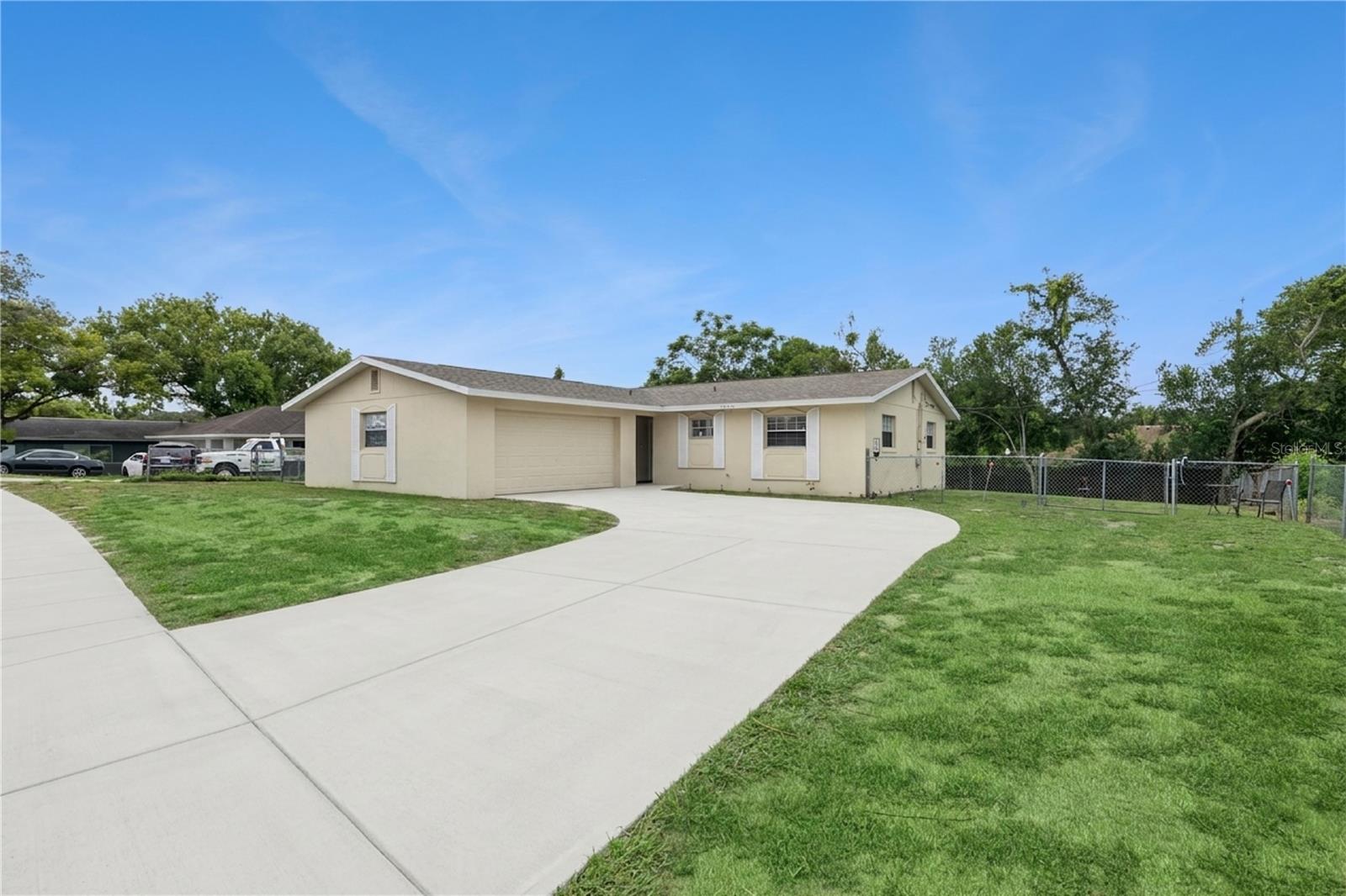 1912 Saxon Blvd, Deltona, FL 32725 photo