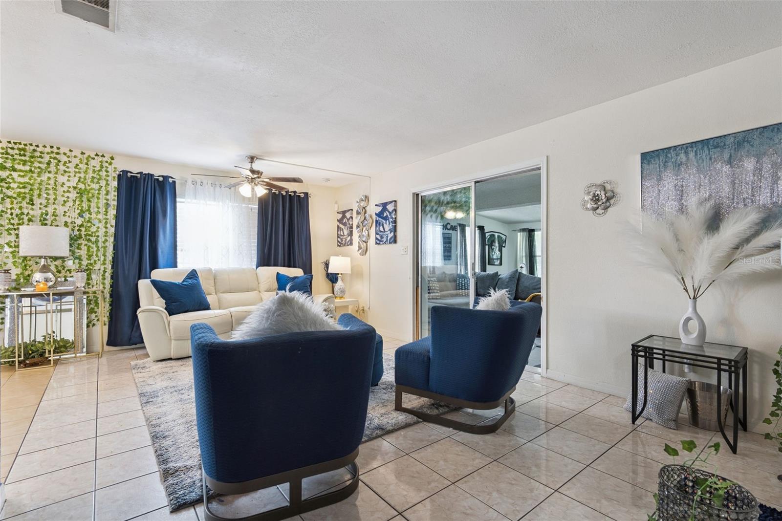 1912 Saxon Blvd, Deltona, FL 32725 photo
