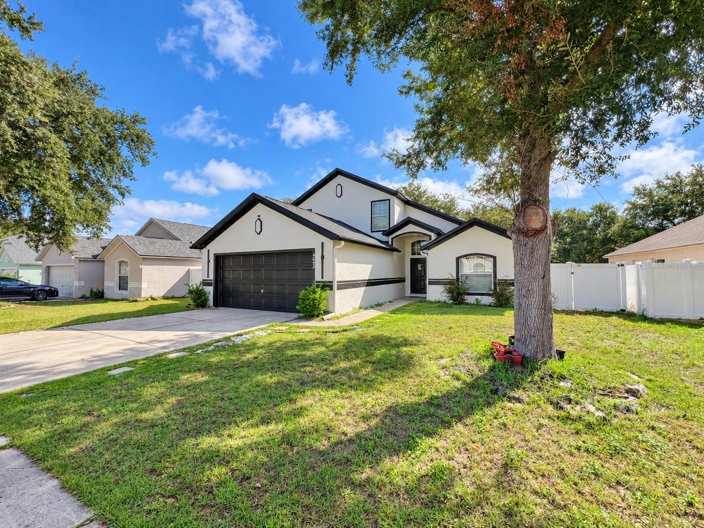 4043 Waltham Forest Dr, Tavares, FL 32778 photo