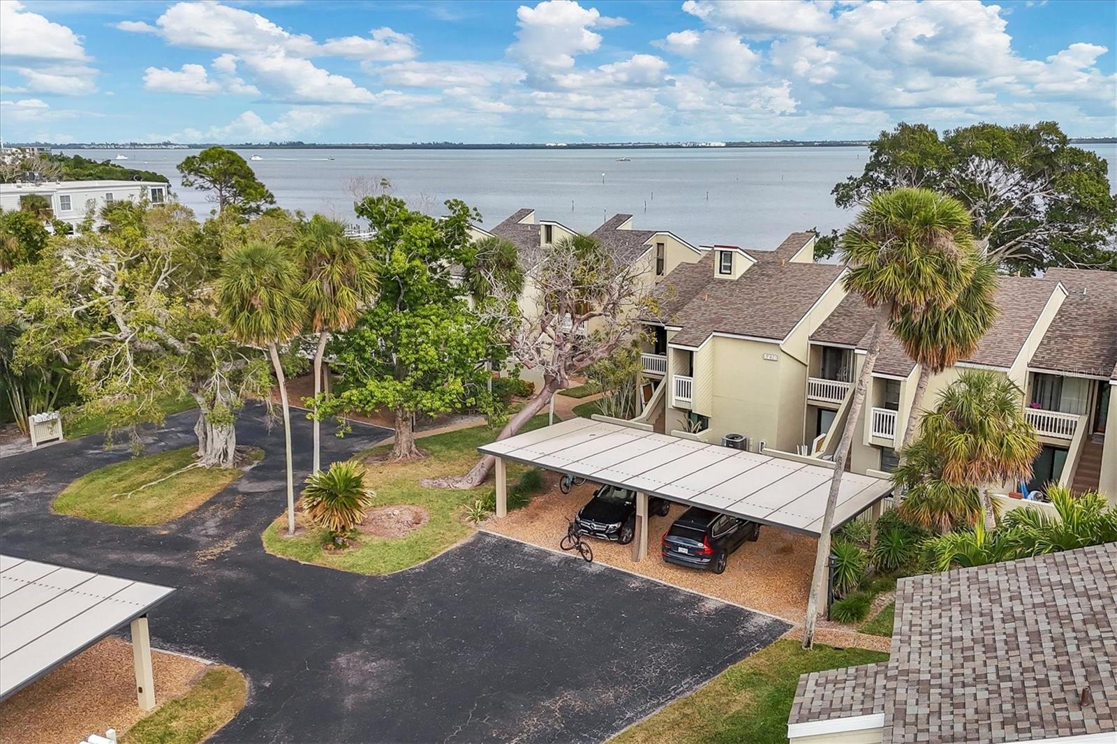 5270 Gulf Of Mexico Dr, Longboat Key, FL 34228