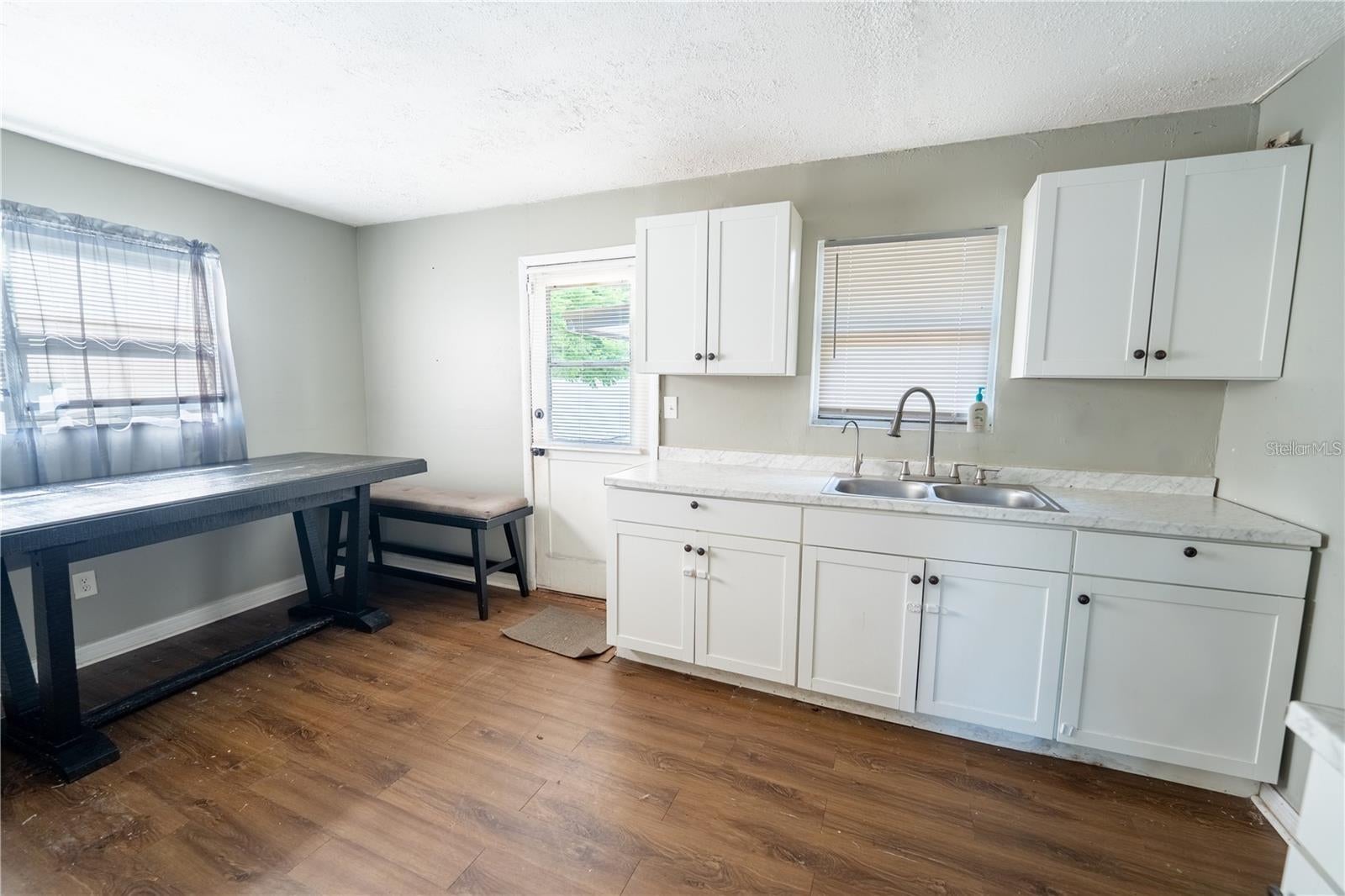 535 W Division St, Deland, FL 32720 photo