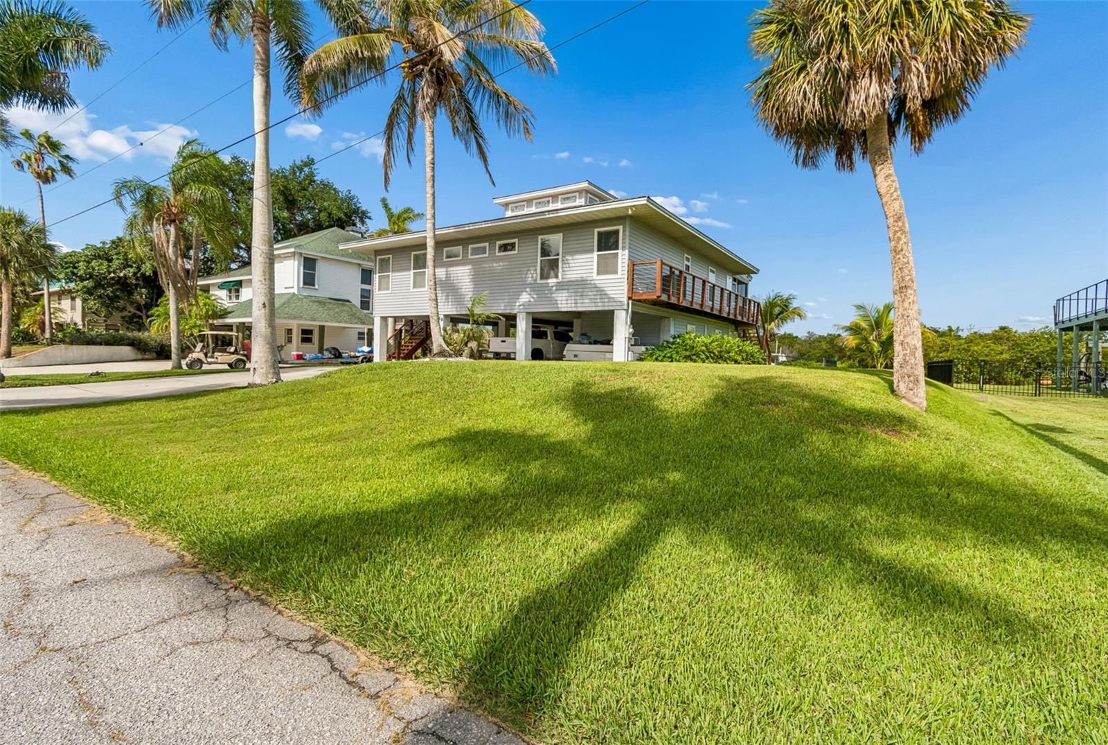 119 Burns Rd, Terra Ceia, FL 34250 photo