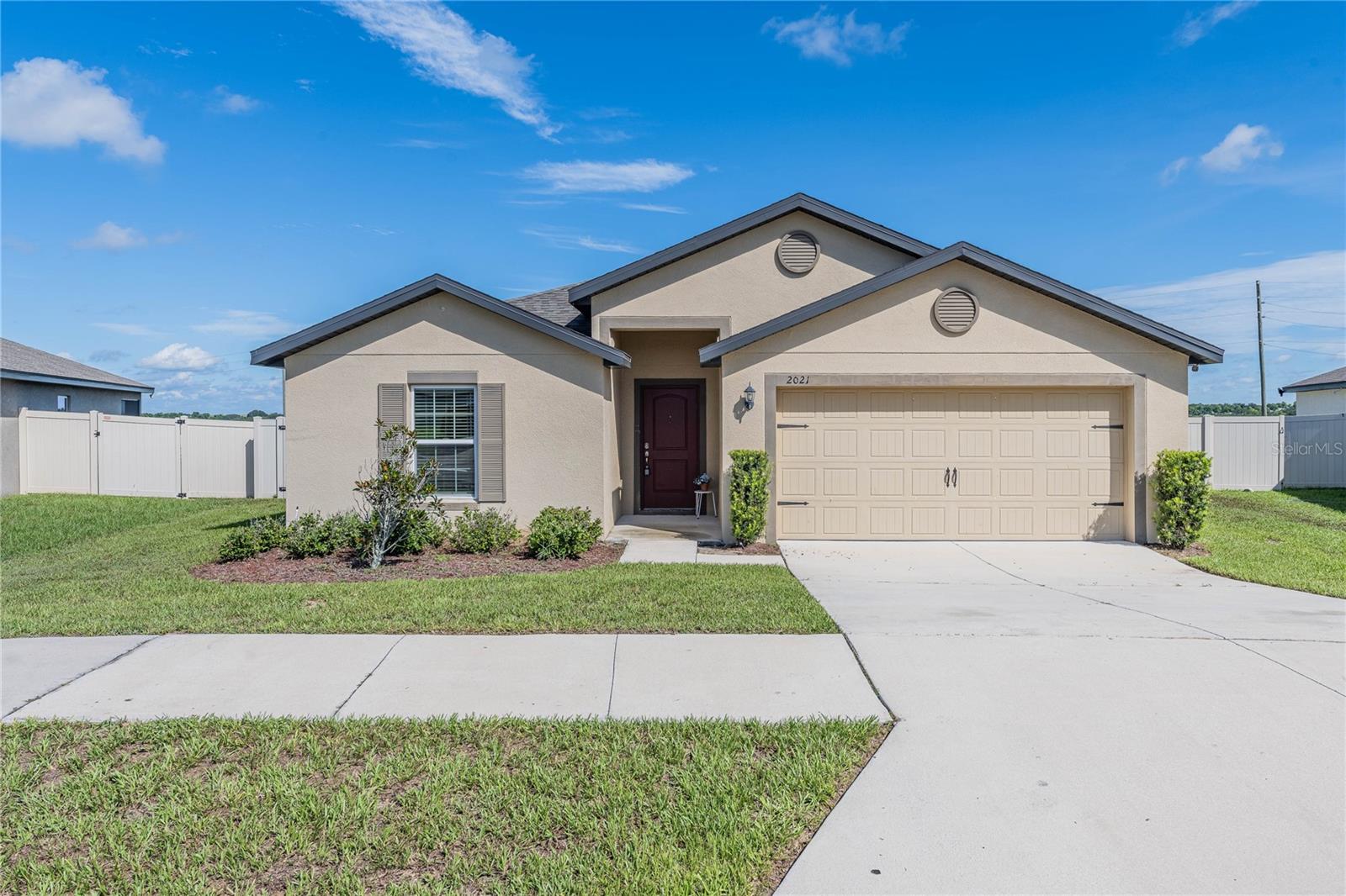 2021 Amber Sweet Cir, Dundee, FL 33838