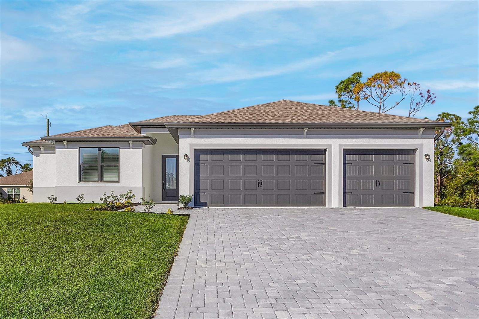 13432 Lake Gallagher Dr, Dover, FL 33527