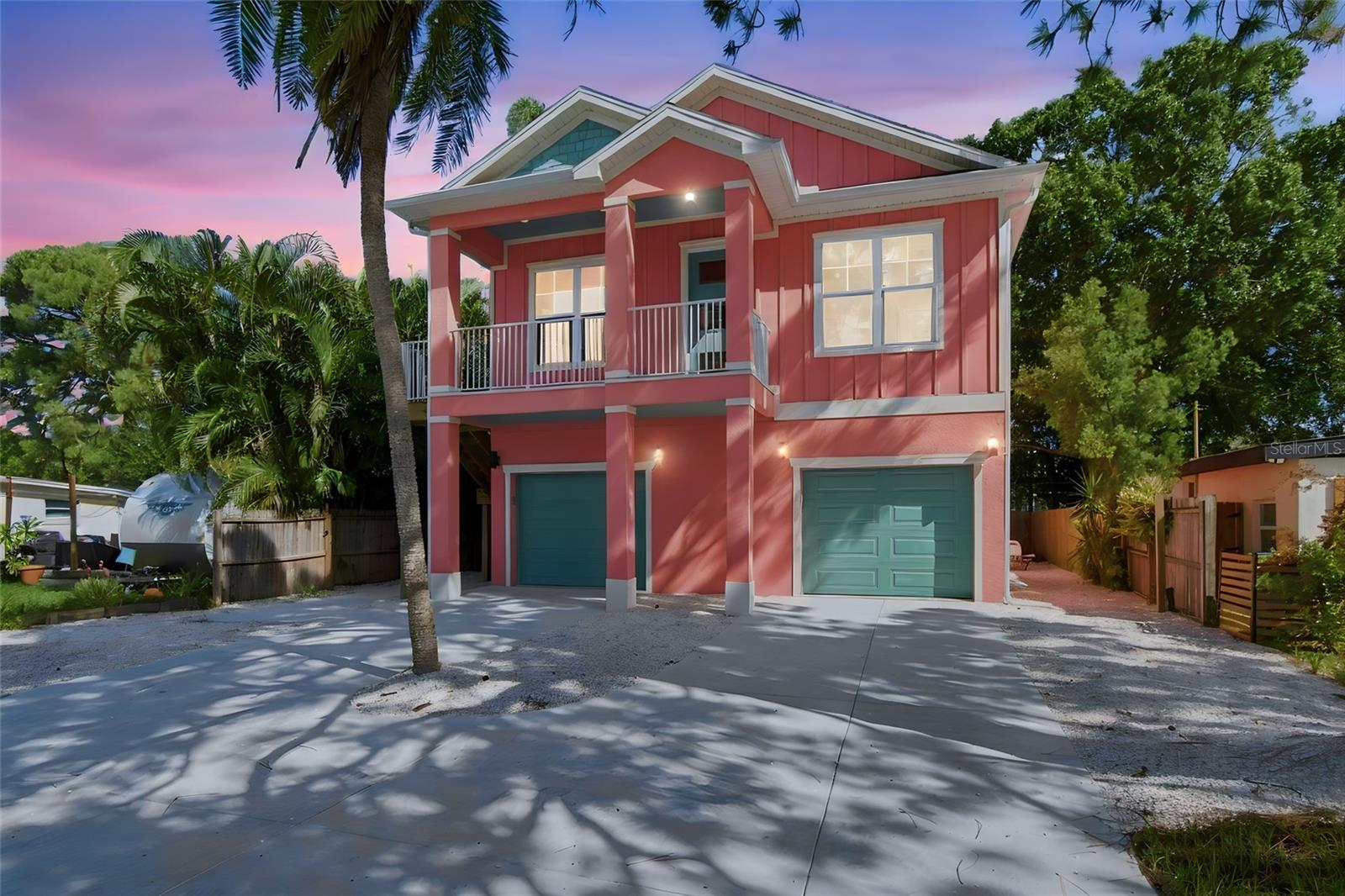 316 Indiana Ave, Crystal Beach, FL 34681 photo
