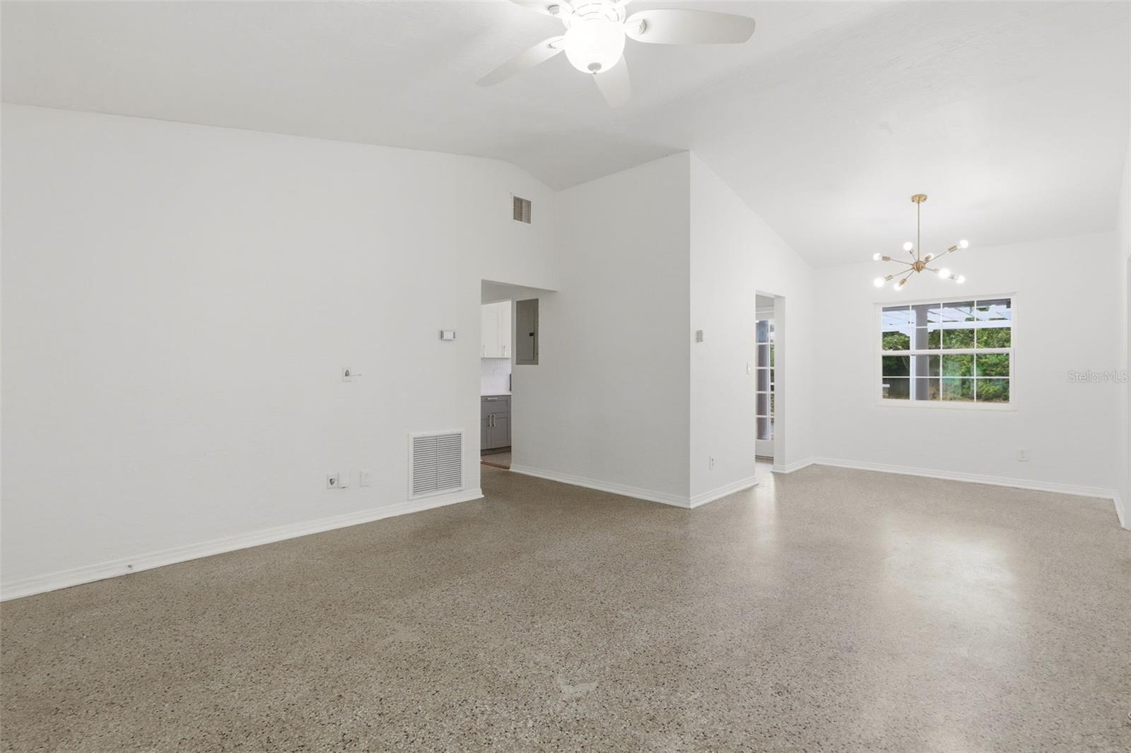 724 Braidwood Ln, Orlando, FL 32803 photo