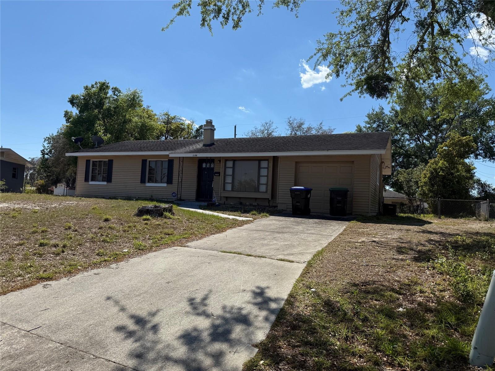 2108 Wolf Rd, Orlando, FL 32808