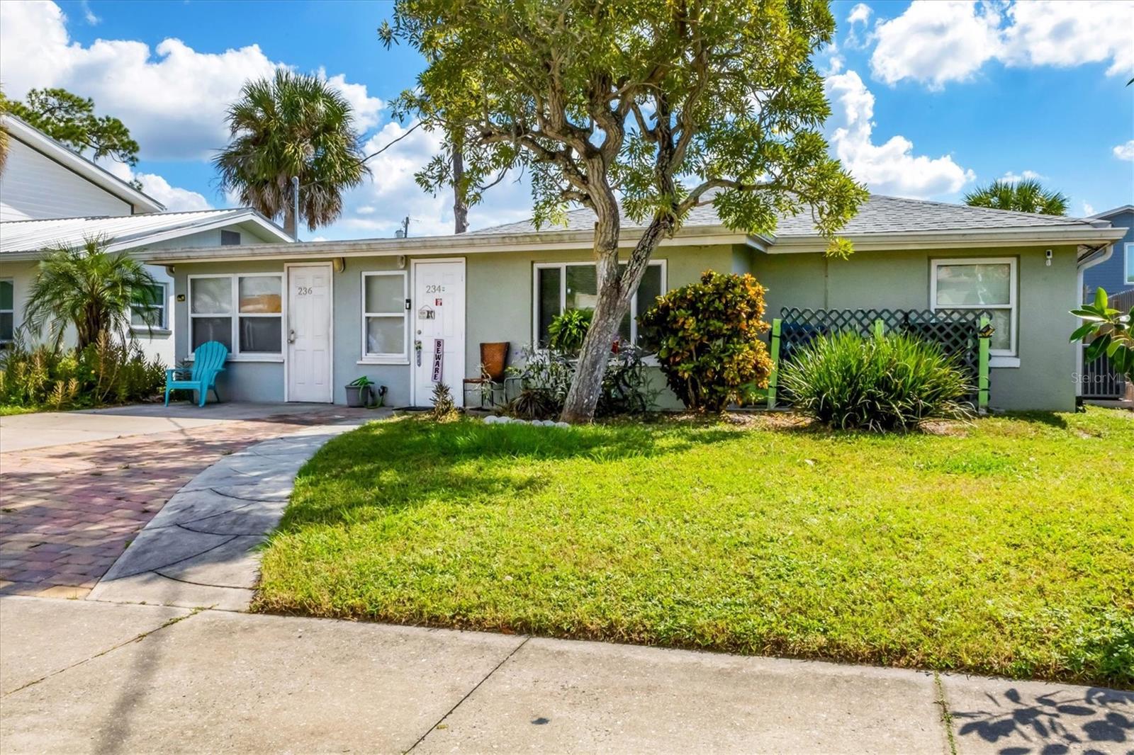 234 236 Colonia Ln, Nokomis, FL 34275