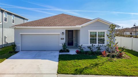 Single Family Residence in ZEPHYRHILLS FL 35524 QUARTZ LAKE DRIVE.jpg
