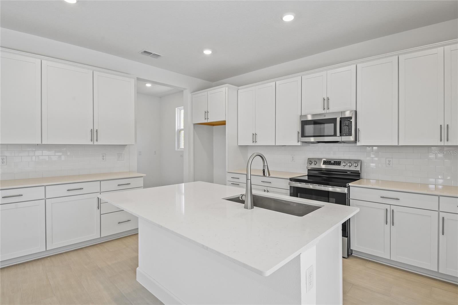 3716 Deer Ridge Dr, Mount Dora, FL 32757 photo