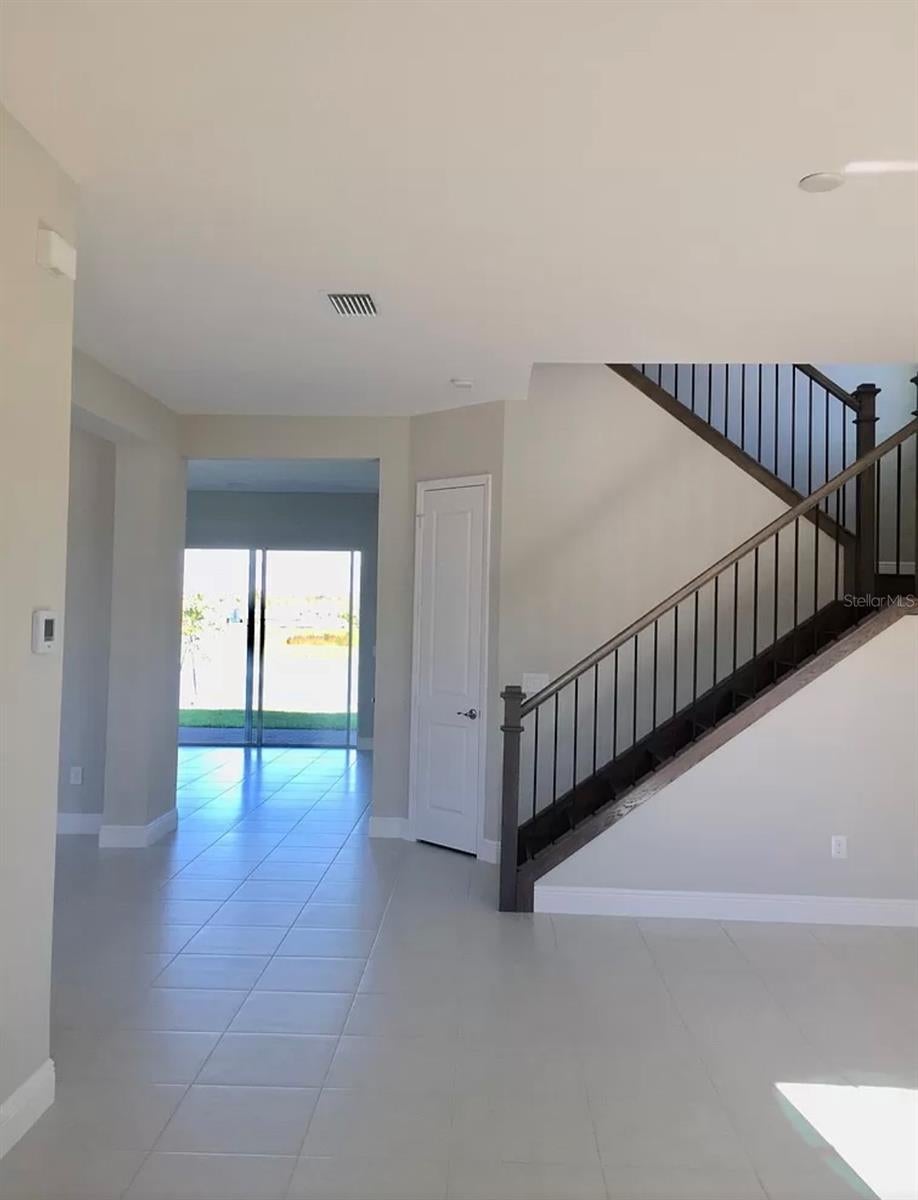 30791 Lindentree Dr, Wesley Chapel, FL 33543 photo
