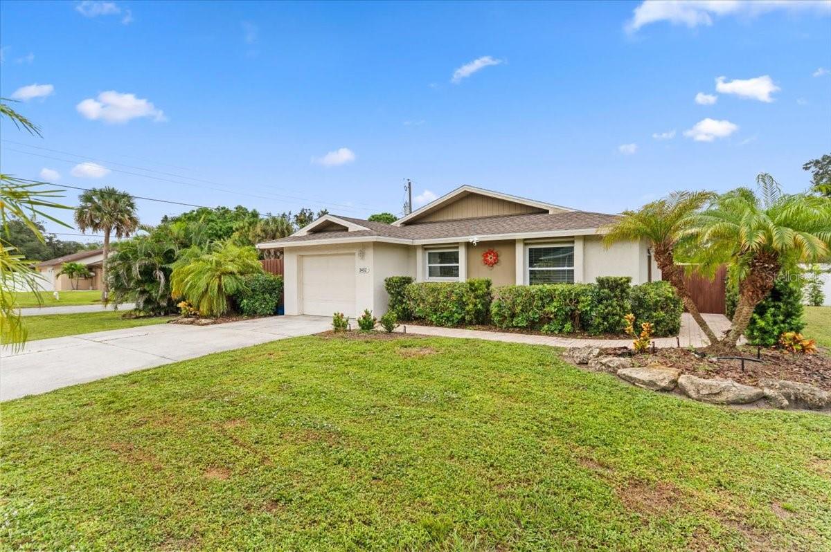 3452 Bay St, Sarasota, FL 34237 photo