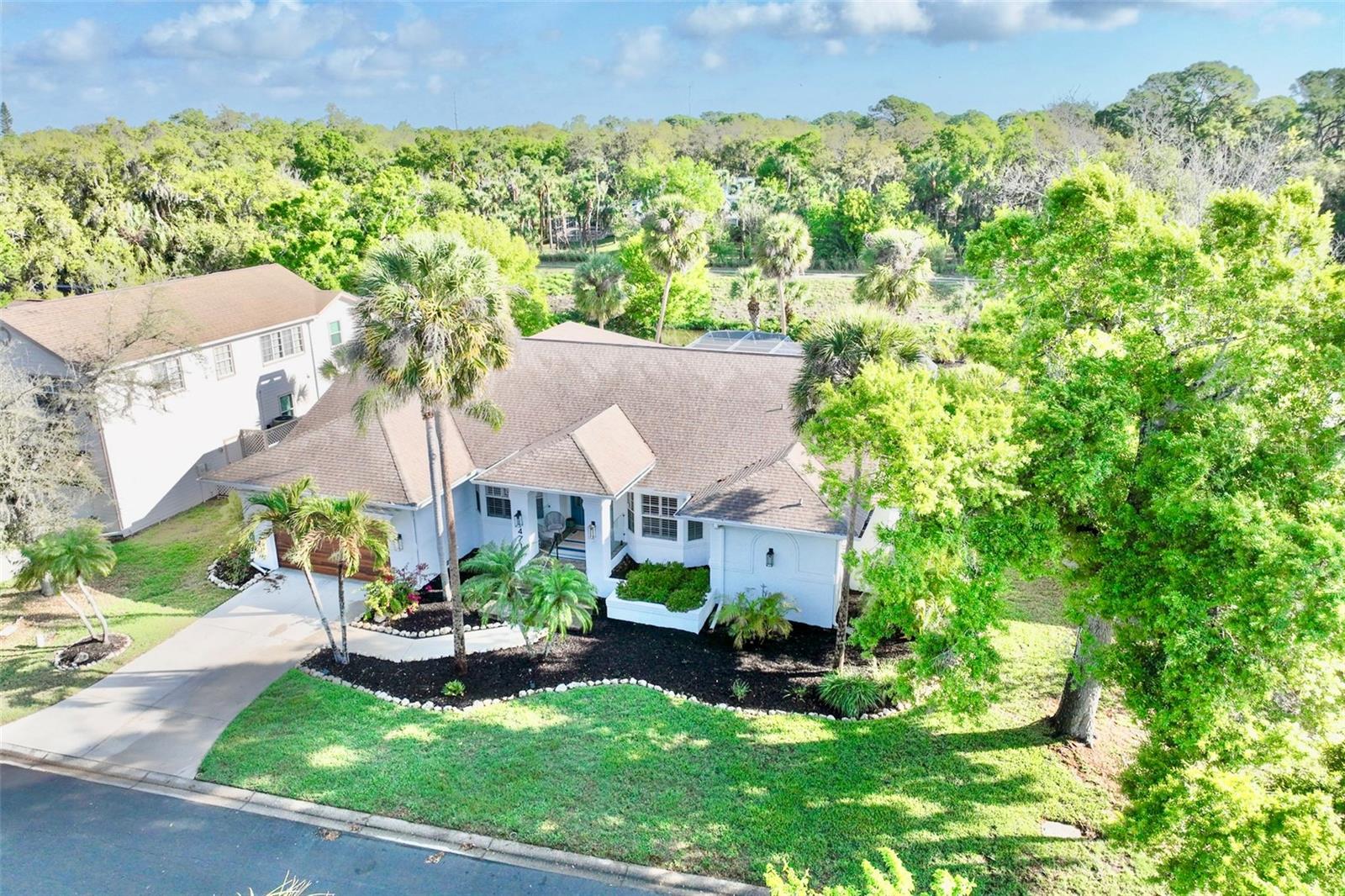 4717 E Trail Dr, Sarasota, FL 34232 photo