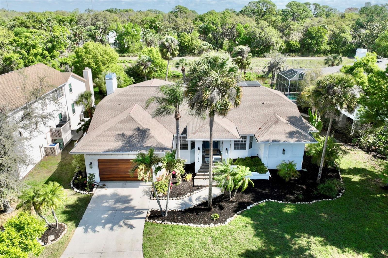 4717 Trail Dr, Sarasota, FL 34232