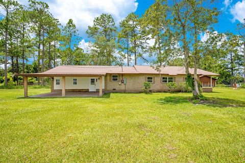Single Family Residence in INTERLACHEN FL 114 LAKE EDGE TRAIL.jpg
