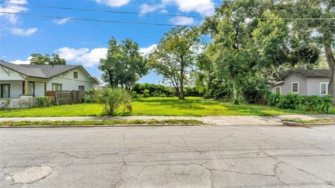  in LAKELAND FL 122 BLUEFIELD AVENUE.jpg