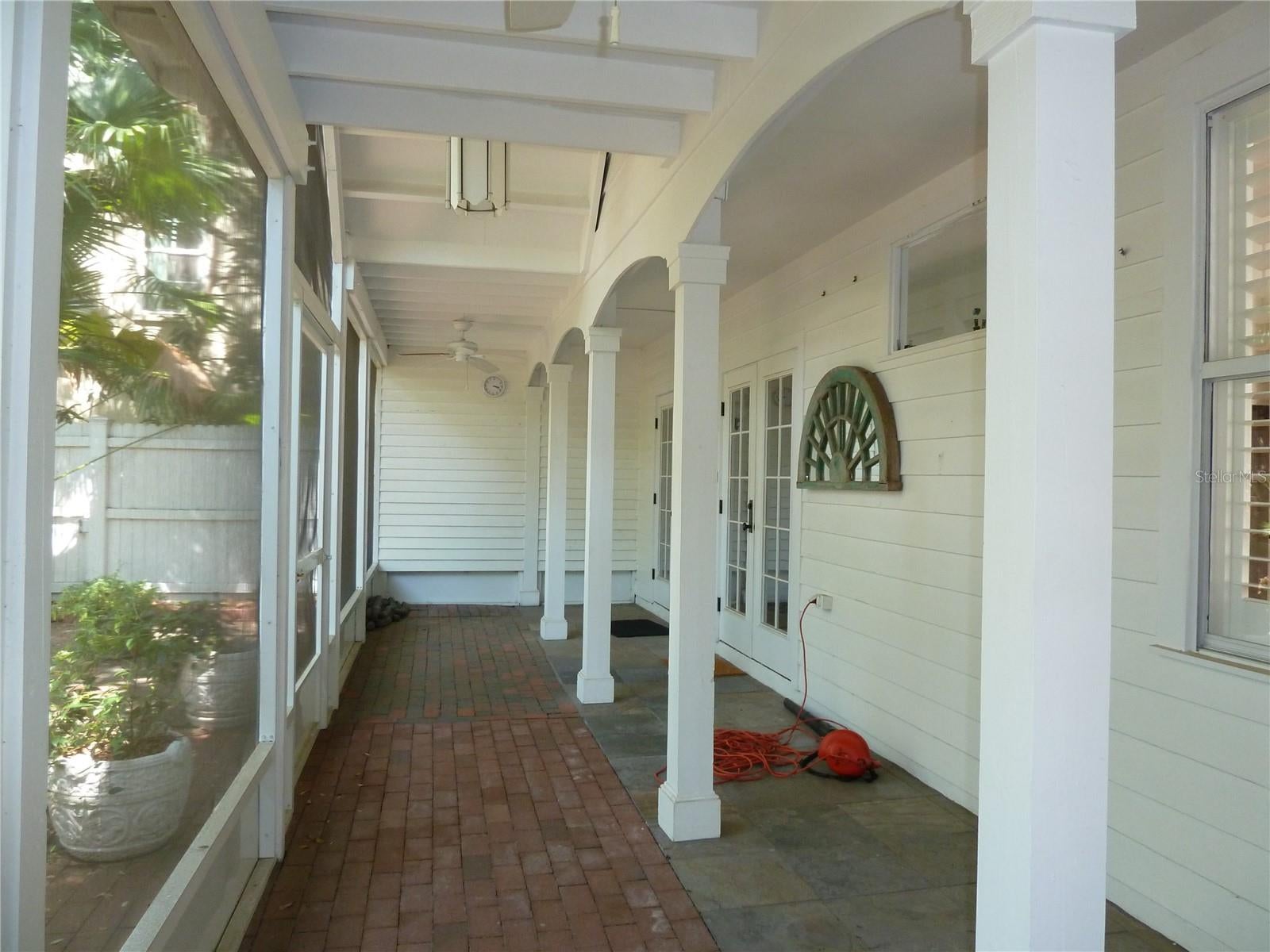 3302 W Villa Rosa St, Tampa, FL 33611 photo