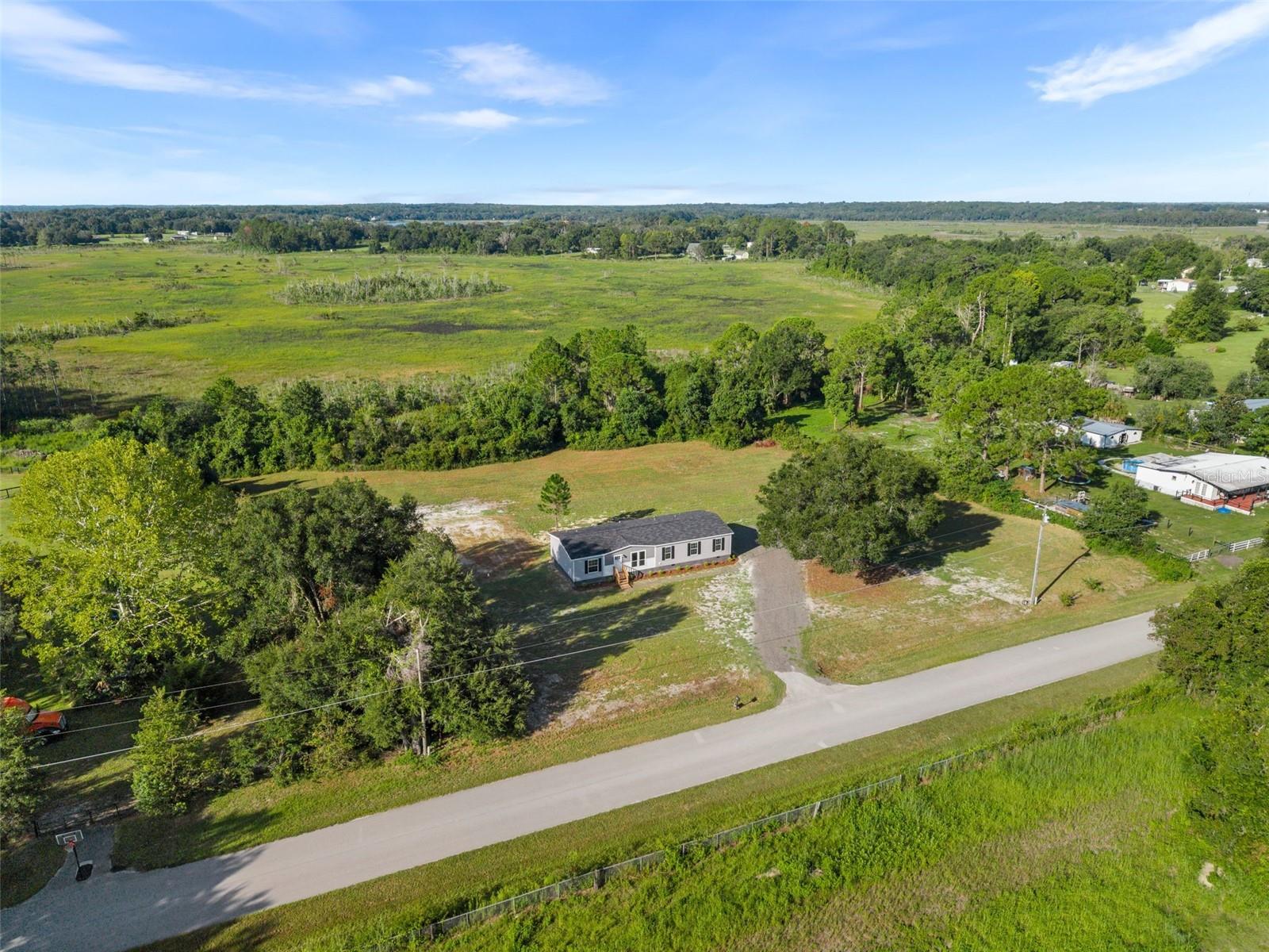 12610 SE 115 St, Ocklawaha, FL 32179 photo