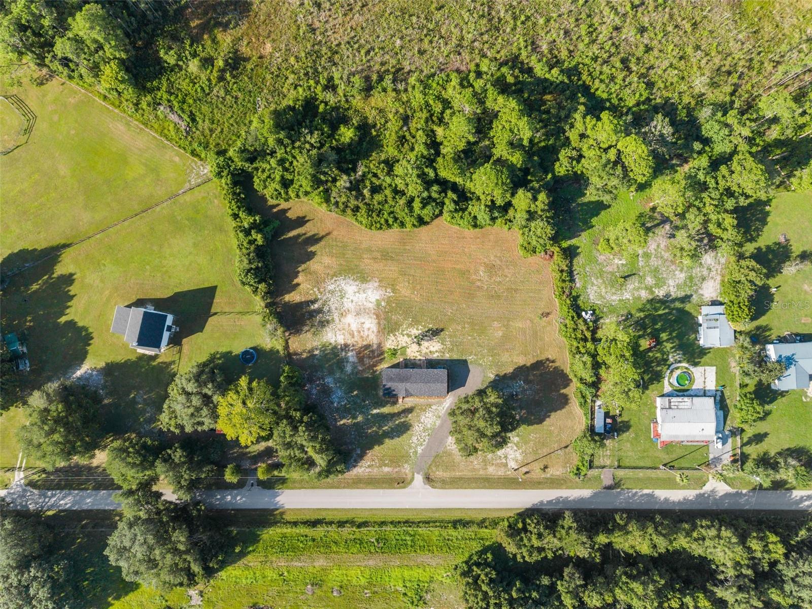 12610 SE 115 St, Ocklawaha, FL 32179 photo