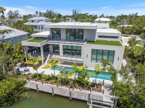 Single Family Residence in LONGBOAT KEY FL 590 DE NARVAEZ DRIVE.jpg