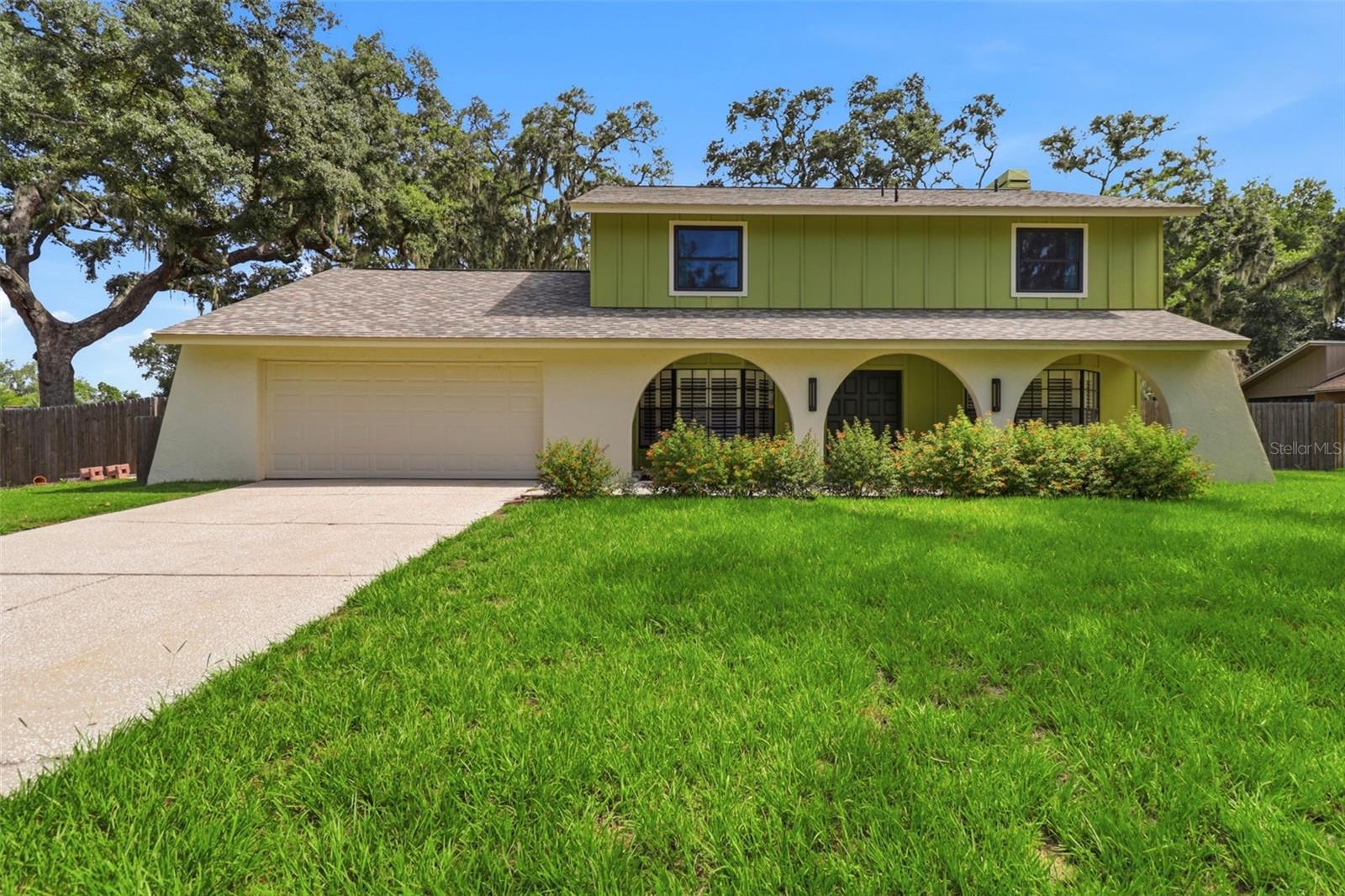 302 Bloomingfield Dr, Brandon, FL 33511