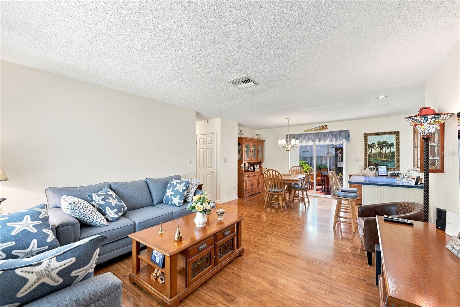 518 W 129 Ave, Tampa, FL 33612 photo
