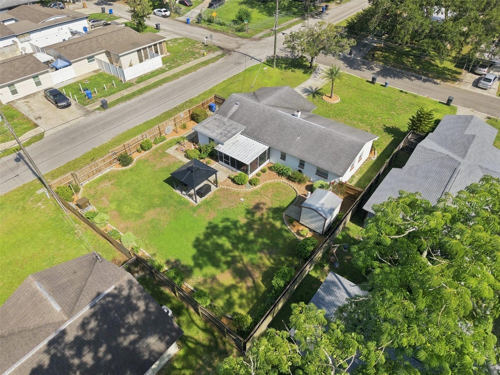 518 W 129 Ave, Tampa, FL 33612 photo