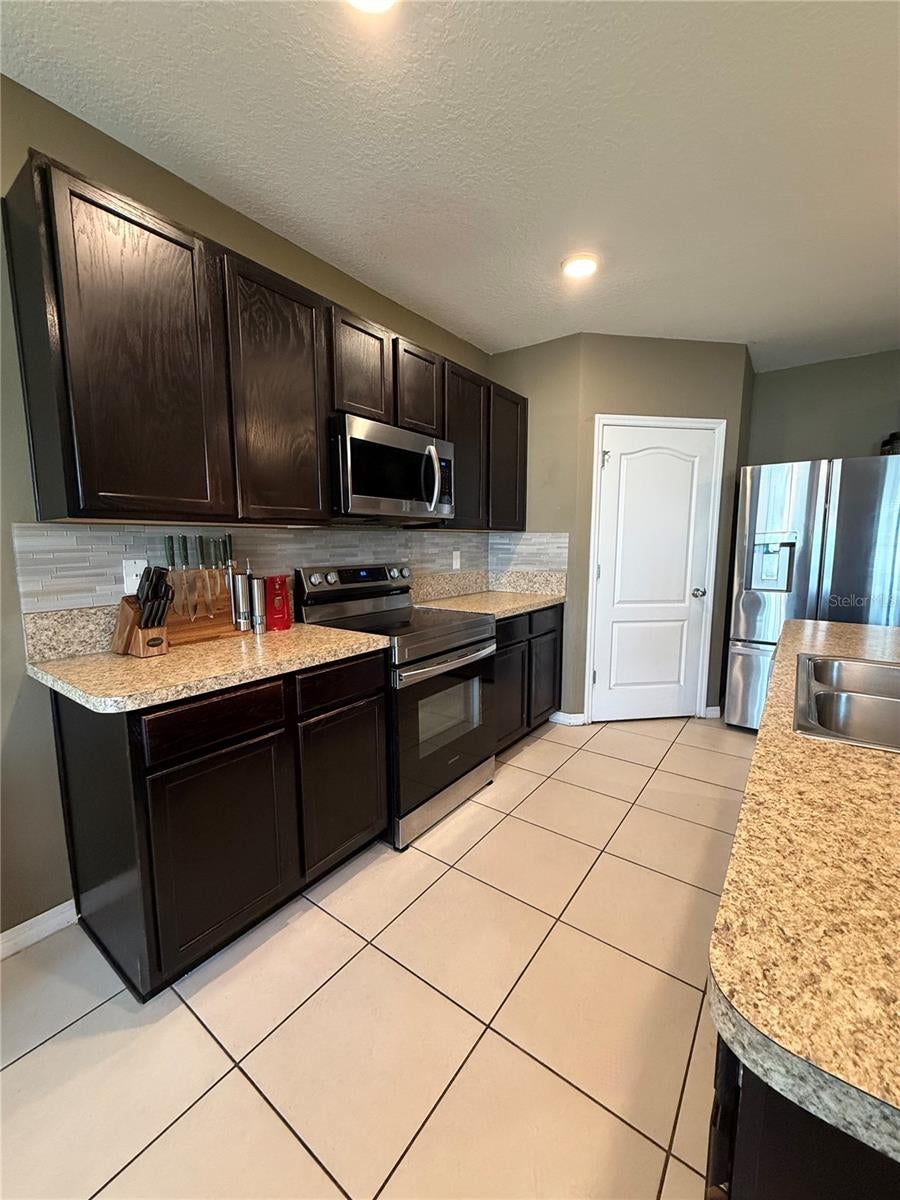 1876 Cassidy Knoll Dr, Kissimmee, FL 34744 photo