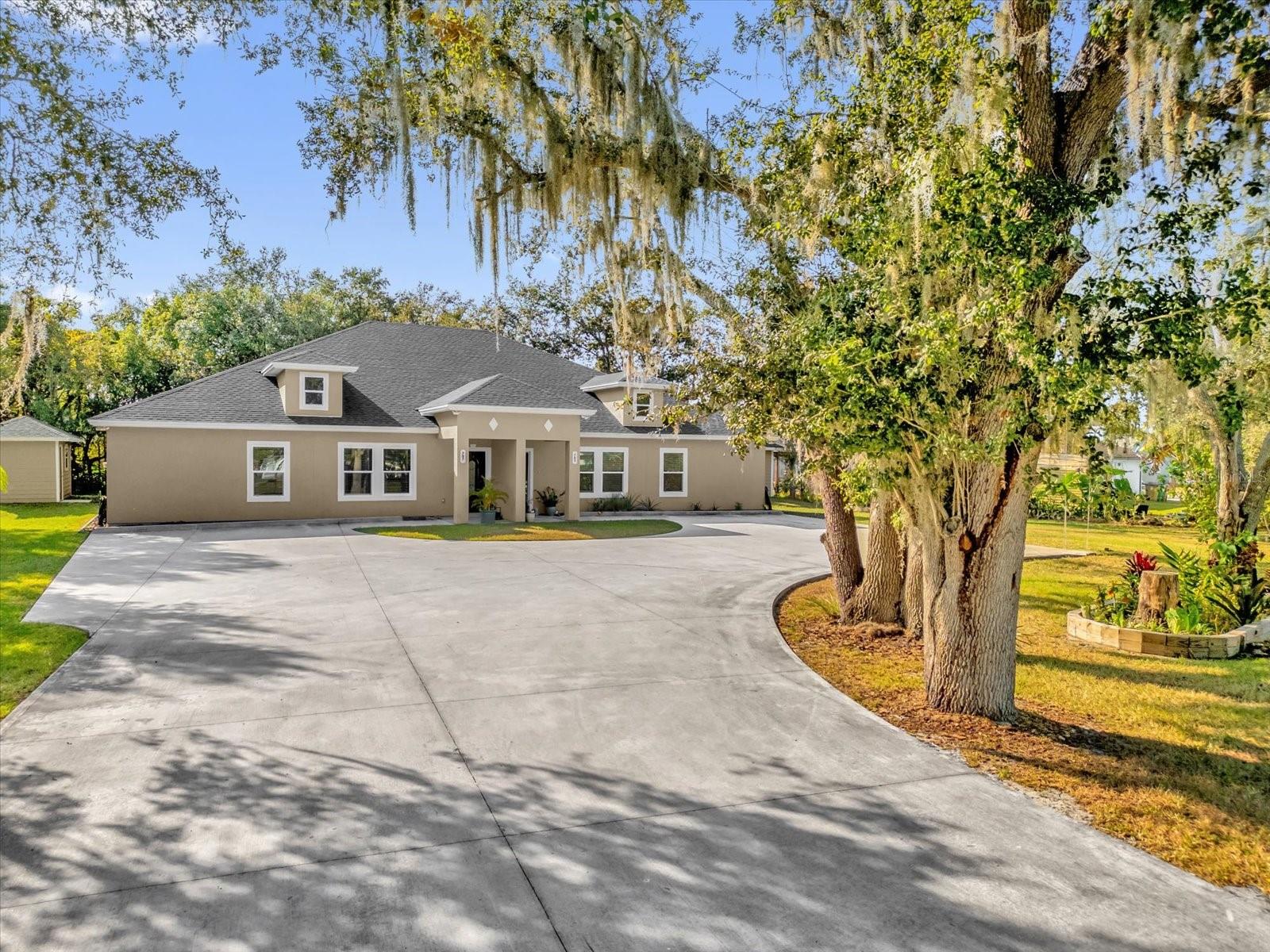 705 Lenox Pl, Kissimmee, FL 34758 photo