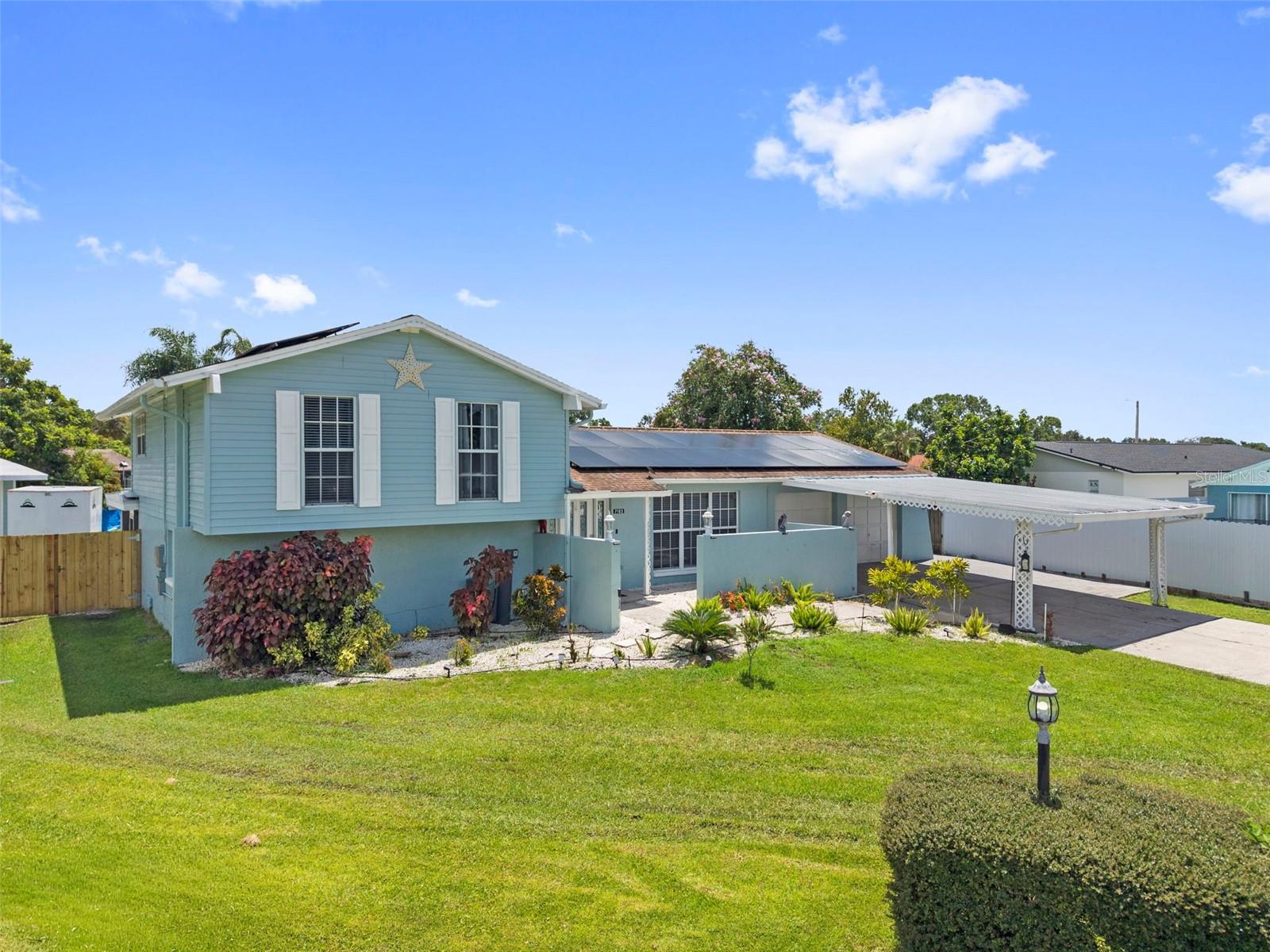 7103 Creekside Ct, Tampa, FL 33615 photo