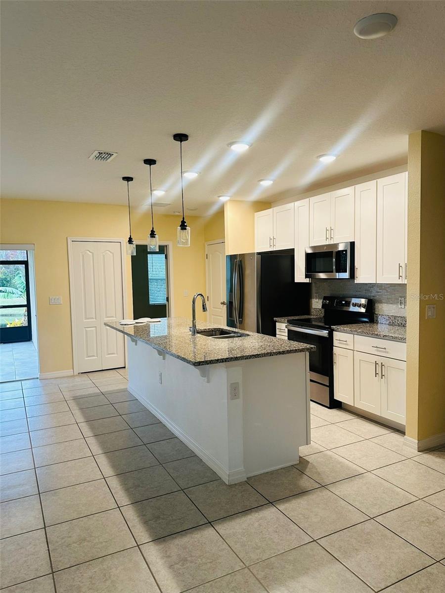 2221 Canyon Breeze Ave, Kissimmee, FL 34746 photo